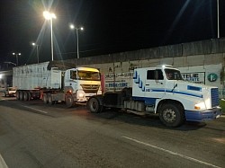 Transporte de caminhão ultra pesado guincho em Cariacica ES